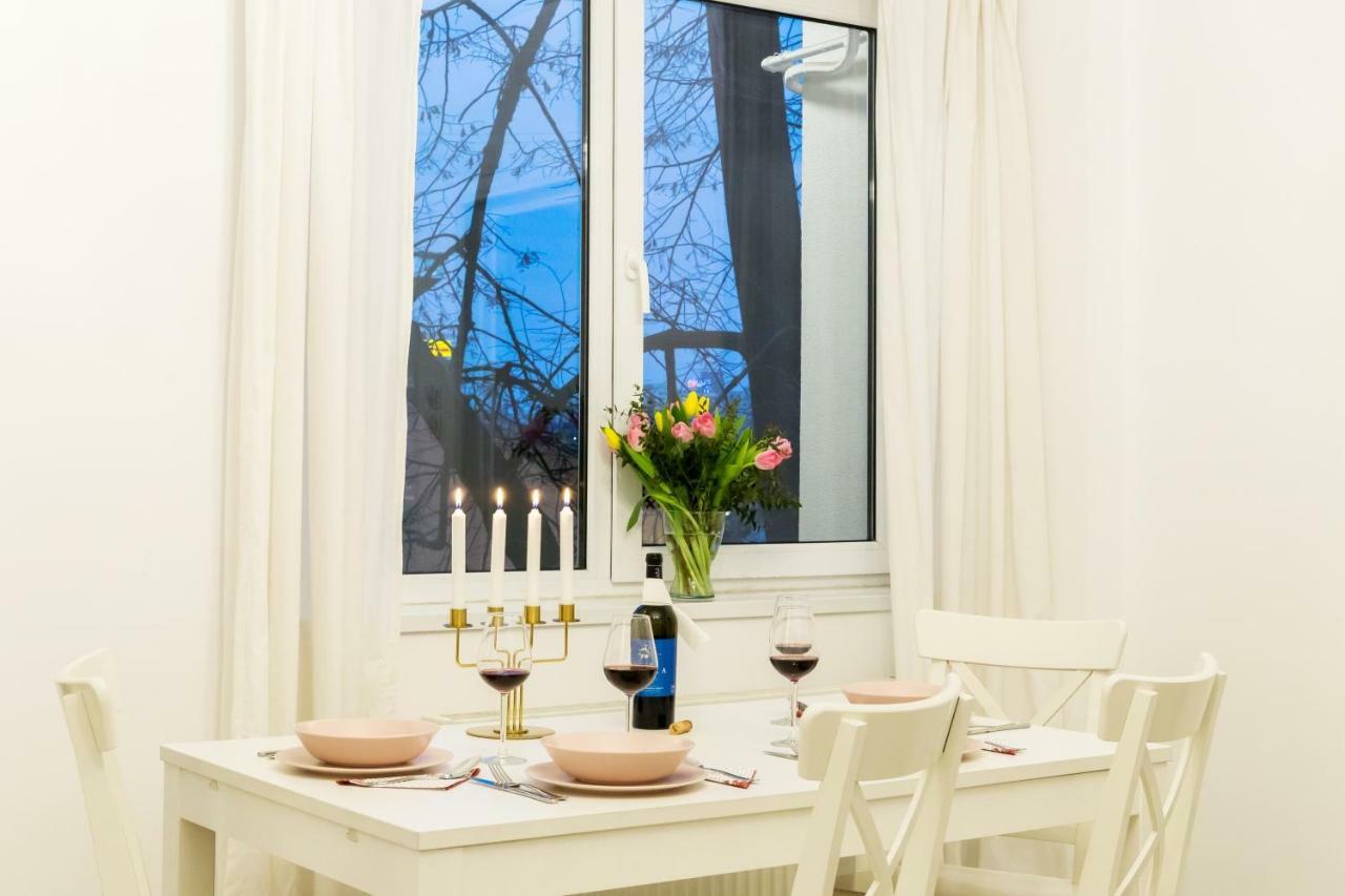 White Nights Of Old Town Bucharest Apartment Exterior foto
