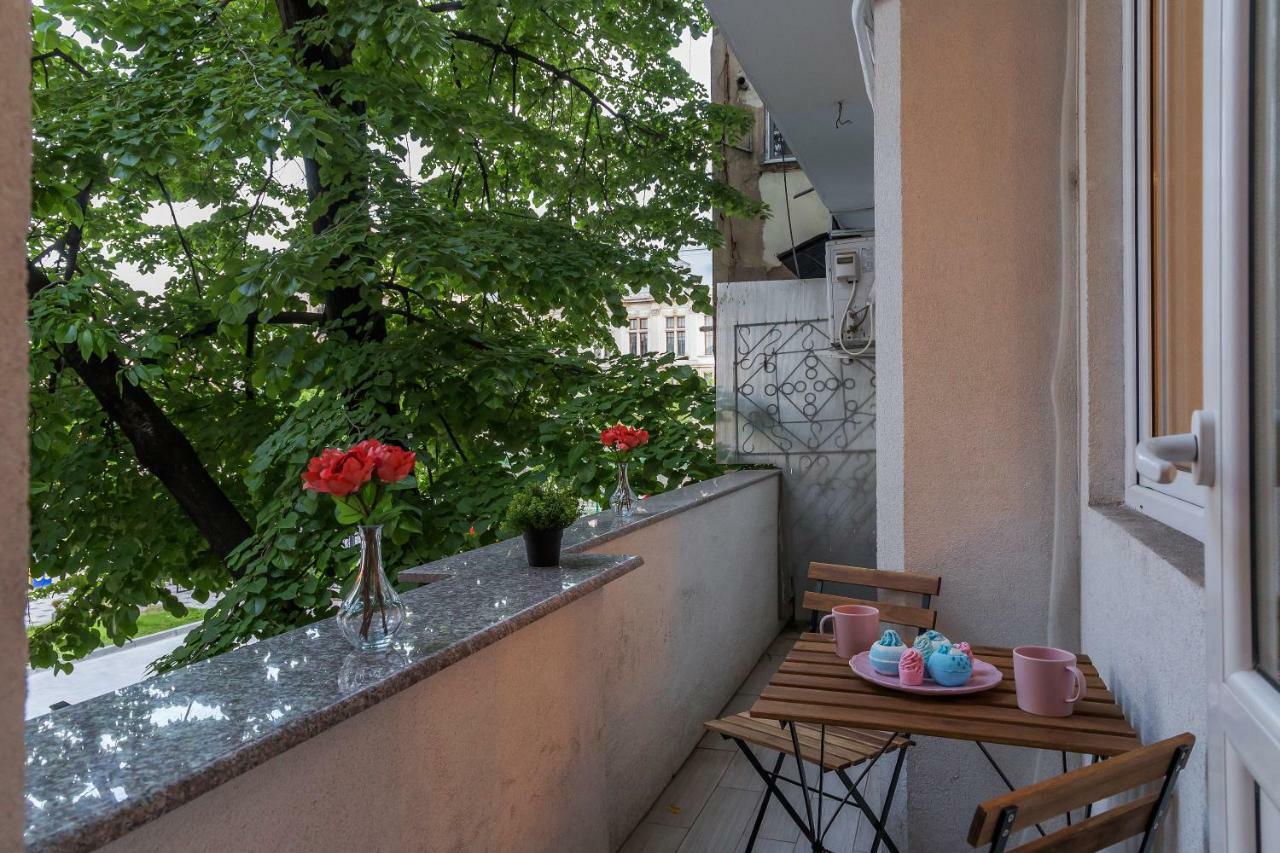 White Nights Of Old Town Bucharest Apartment Exterior foto